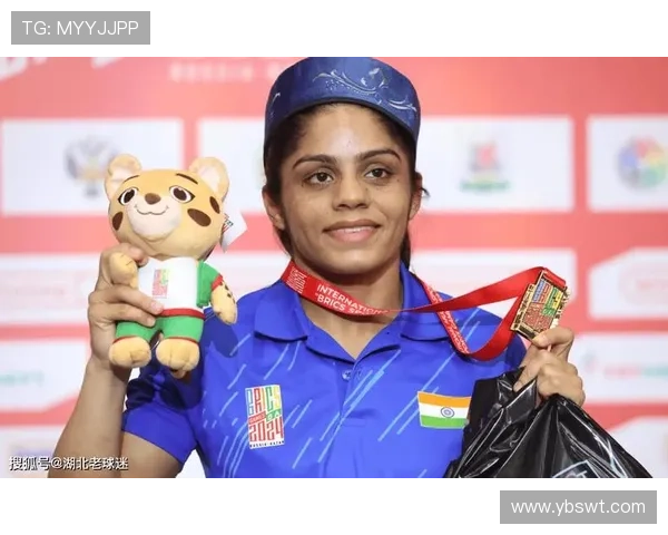 印度美女足球明星的崛起与影响力探索:她们如何改变了足球的面貌